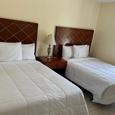 Sun Fun Hotel Nassau Exterior foto